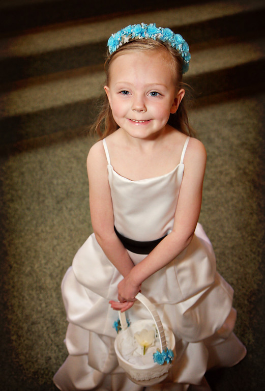 IMAGE: http://jwilsonphotography.smugmug.com/Weddings/Aimee-and-Anthony-3610/IMG271/845581052_AYV9S-XL.jpg